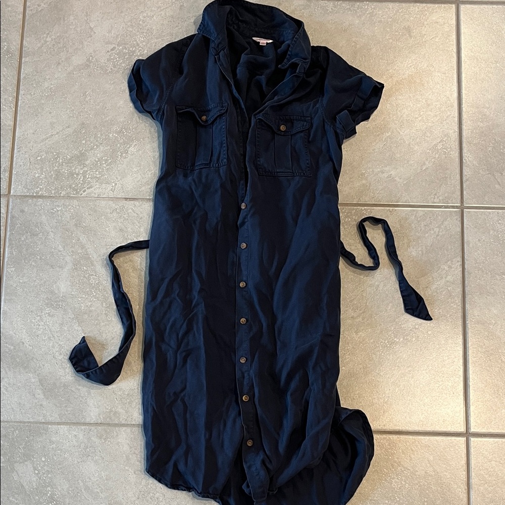 Elegant Navy Button-Up Midi Dress